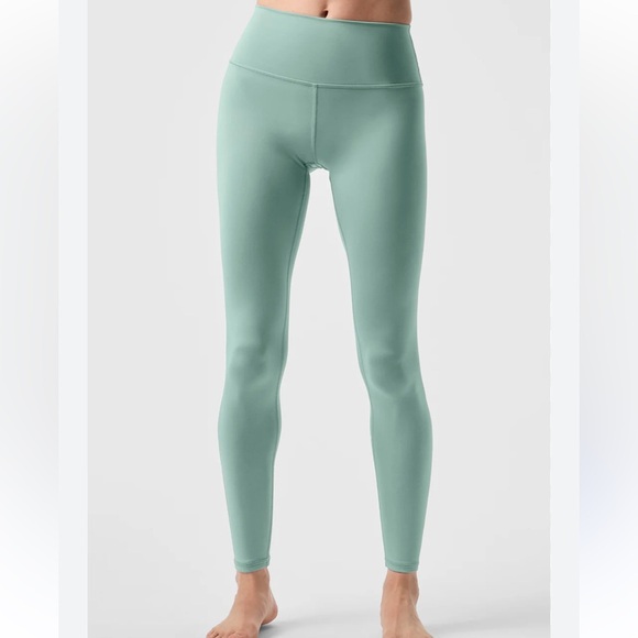 ALO Yoga Pants - ALO Yoga 7/8 High Waist Airlift Leggings